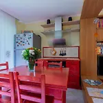 Maison Bruno Apartment *
